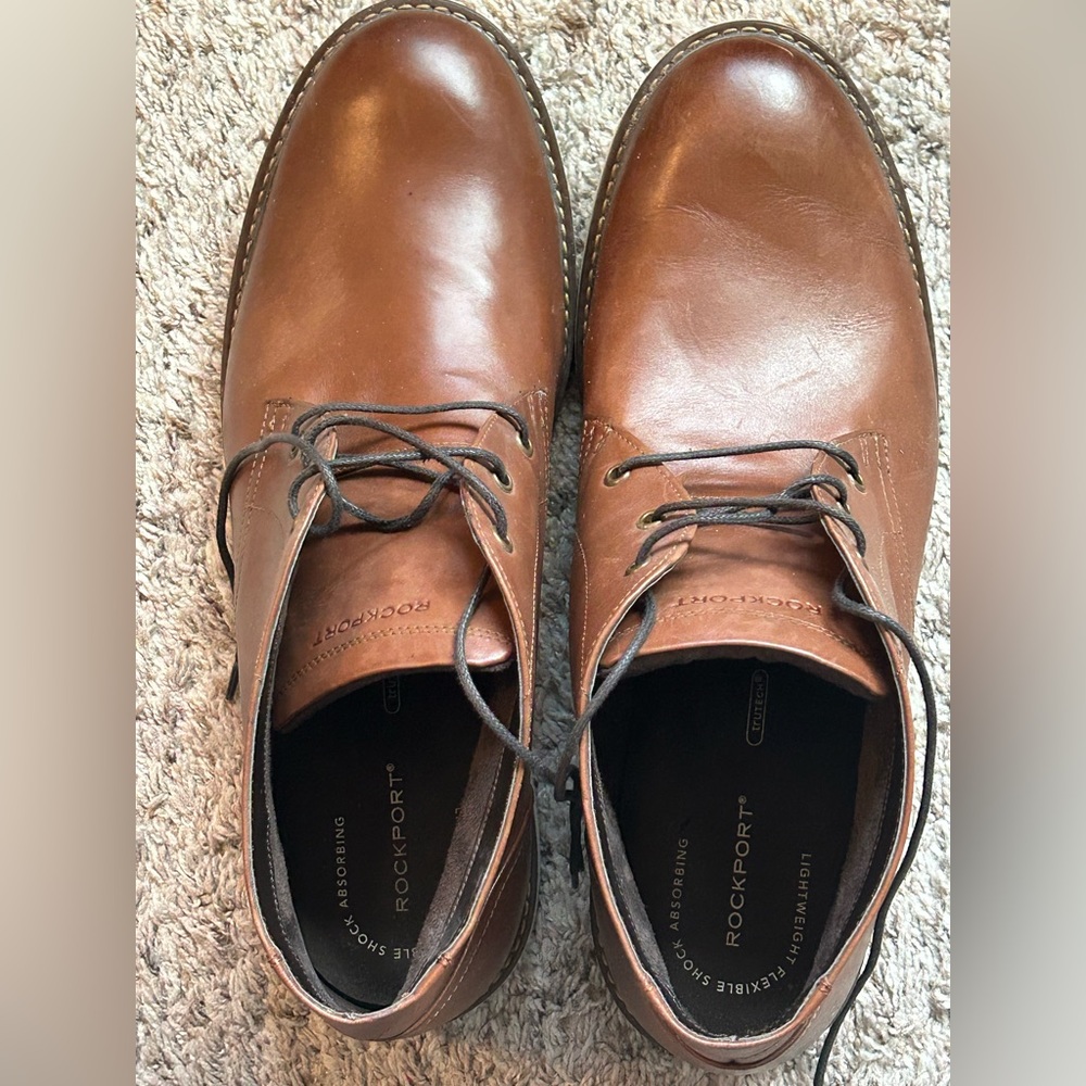 ROCKPORT SHARP & READY CHUKKA BOOTS - SIZE 14